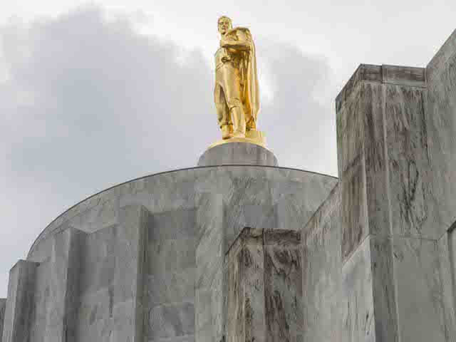 Oregon State Capitol with golden statue